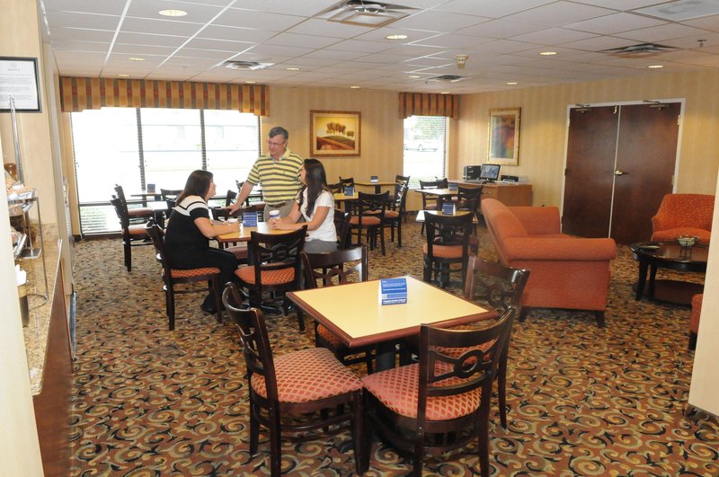 Hampton Inn - Douglas - Douglas, GA