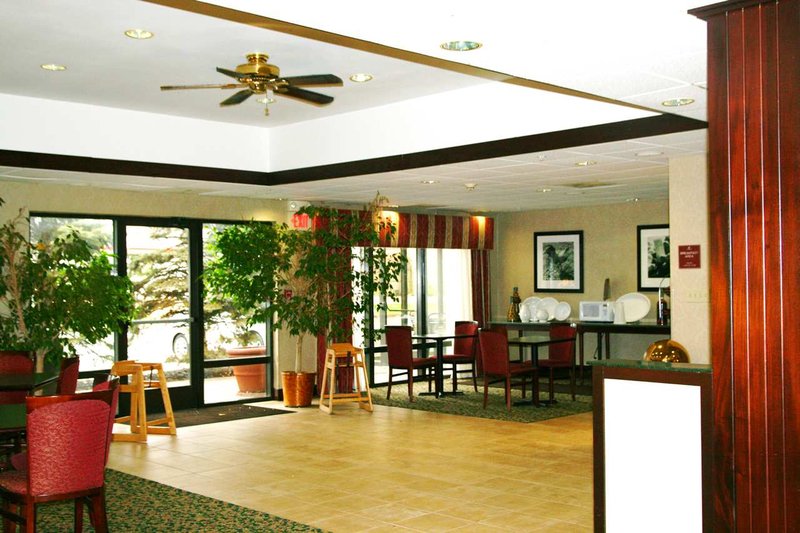Hampton Inn-Dry Ridge - Dry Ridge, KY