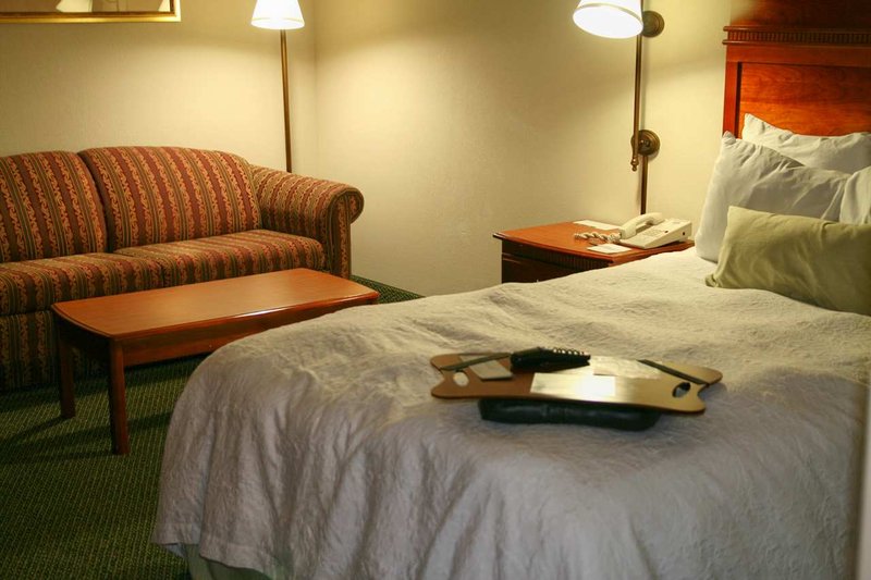 Hampton Inn - Effingham, IL