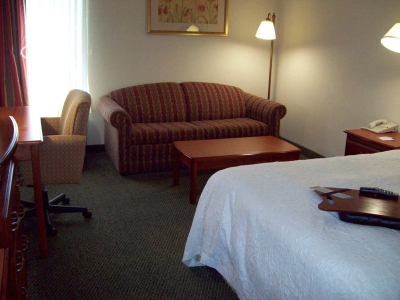 Hampton Inn - Effingham, IL