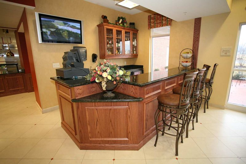 Hilton Garden Inn Elkhart - Elkhart, IN