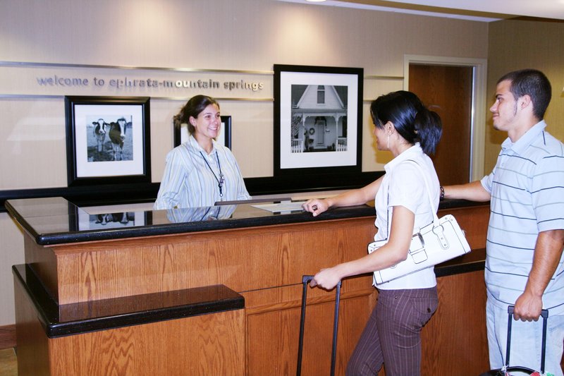 Hampton Inn & Suites Ephrata-Mountain Springs - Ephrata, PA