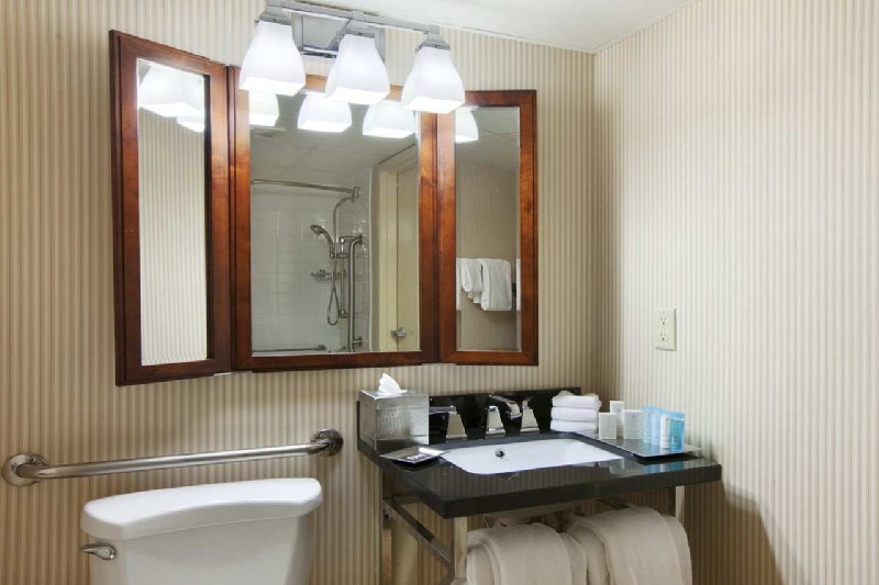 Doubletree By Hilton Hotel New Bern Riverfront - New Bern, NC