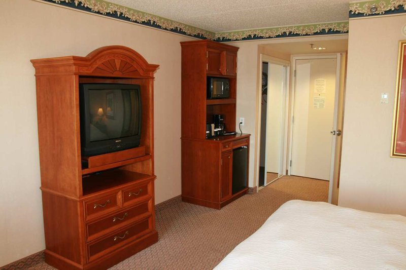 Hilton Garden Inn Edison/Raritan Center - Edison, NJ