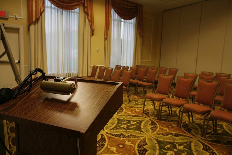 Hilton Garden Inn Edison/Raritan Center - Edison, NJ
