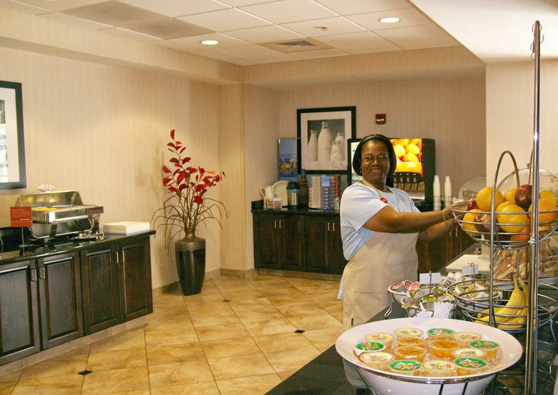 Hampton Inn - Spring Lake, NC