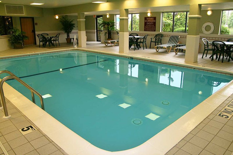 Quality Inn - Fremont, IN