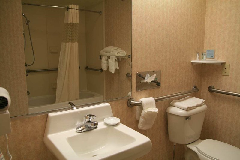 Quality Inn - Fremont, IN