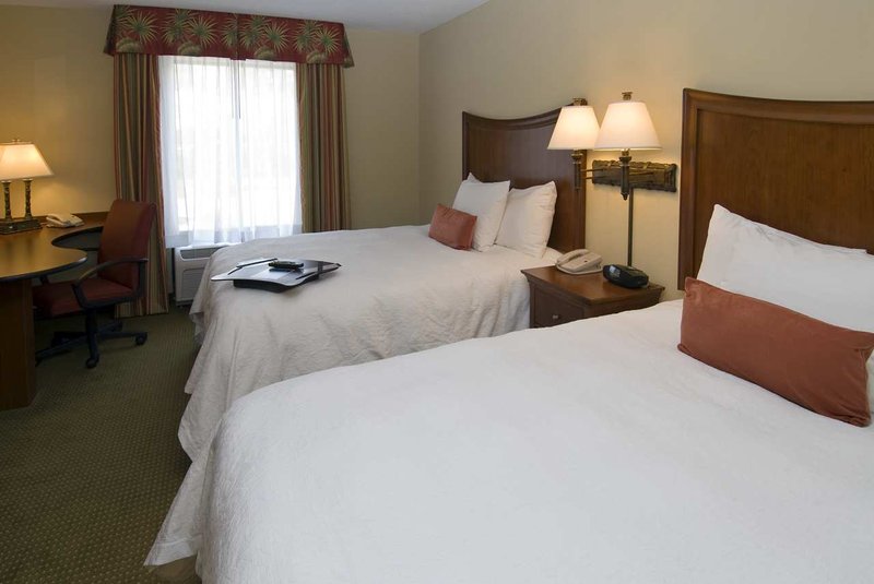 Hampton Inn & Suites Fort Myers-Estero/Fgcu - Estero, FL