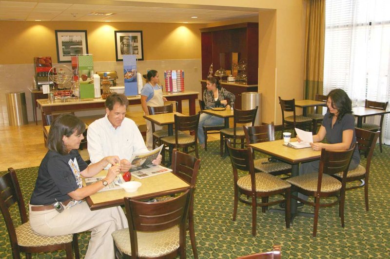 Hampton Inn & Suites Fort Myers-Estero/Fgcu - Estero, FL