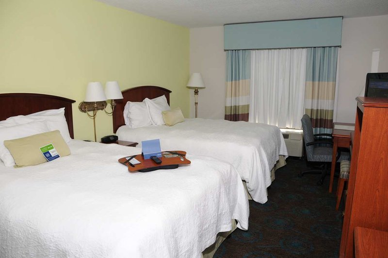 Hampton Inn Front Royal - Front Royal, VA