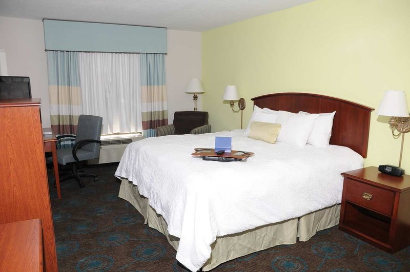 Hampton Inn Front Royal - Front Royal, VA