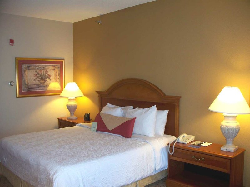 Hilton Garden Inn - Fort Wayne, IN