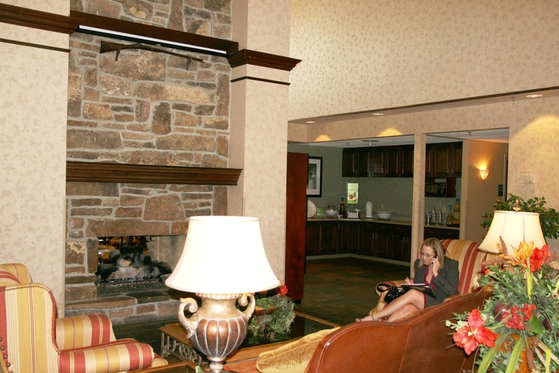Hampton Inn & Suites Springdale - Springdale, AR