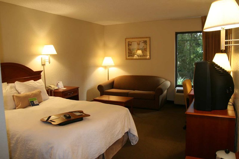 Hampton Inn-Gainesville - Gainesville, FL