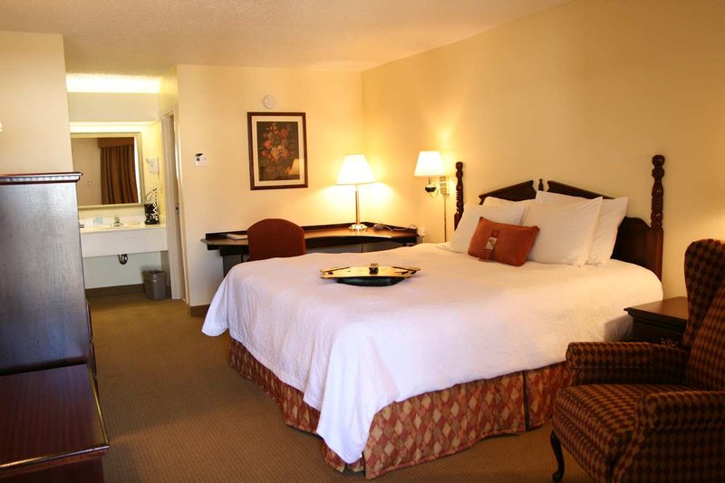 Baymont Inn & Suites-Griffin - Griffin, GA