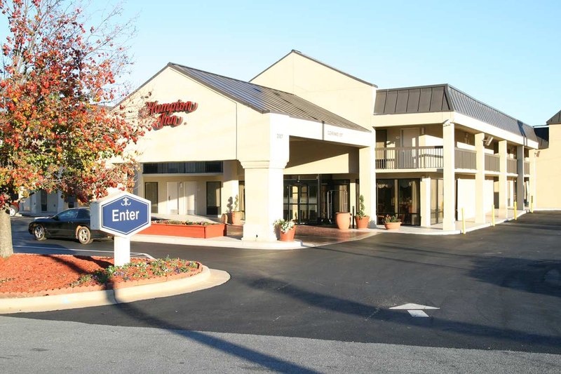 Baymont Inn & Suites-Griffin - Griffin, GA