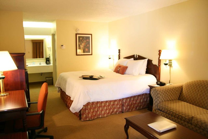 Baymont Inn & Suites-Griffin - Griffin, GA