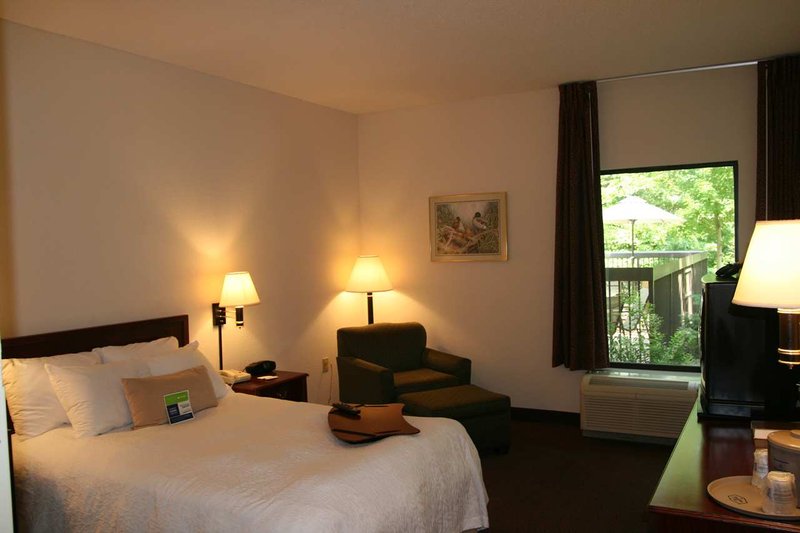 Hampton Inn Pickwick Dam-At Shiloh Falls - Counce, TN