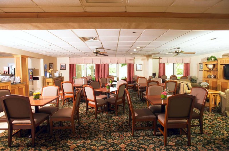 Hampton Inn-Airport - Coraopolis, PA