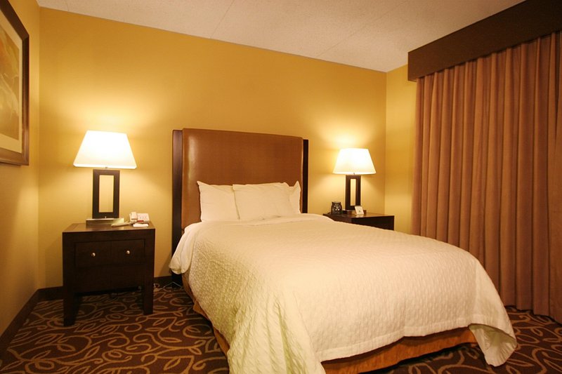 Embassy Suites By Hilton Pittsburgh International Airport - Coraopolis, PA