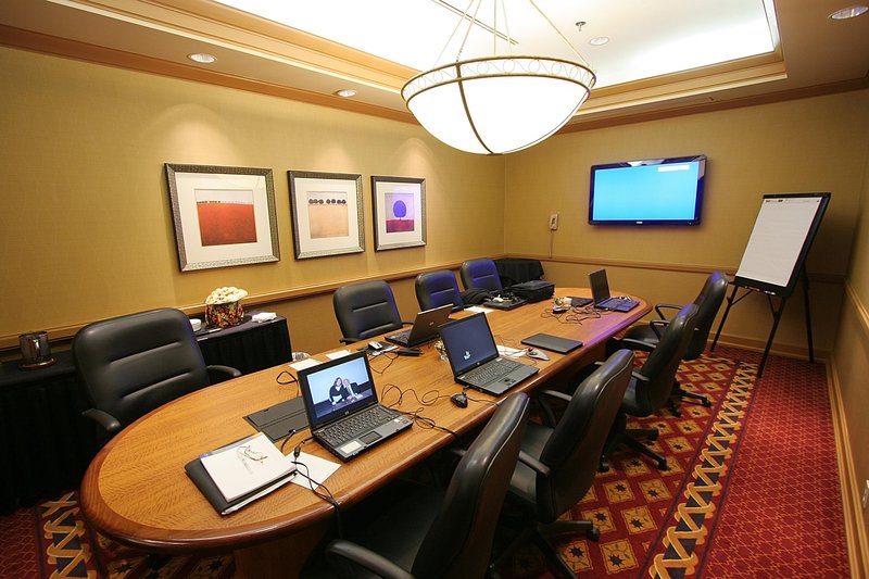 Embassy Suites By Hilton Pittsburgh International Airport - Coraopolis, PA