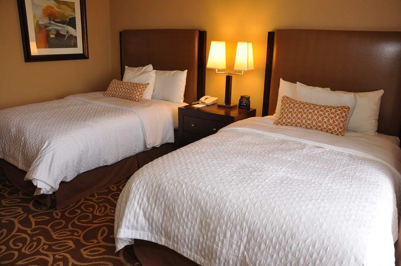 Embassy Suites By Hilton Pittsburgh International Airport - Coraopolis, PA