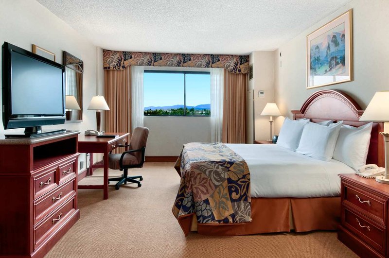 Doubletree By Hilton Hotel Pleasanton At The Club - Pleasanton, CA