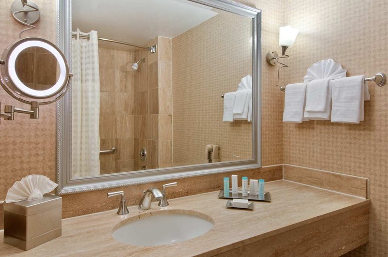 Doubletree By Hilton Hotel Pleasanton At The Club - Pleasanton, CA