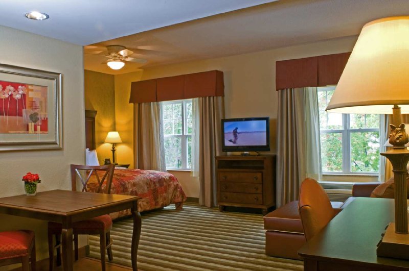 Homewood Suites By Hilton Dover - Dover, NH