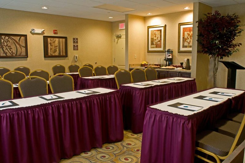 Homewood Suites By Hilton Dover - Dover, NH