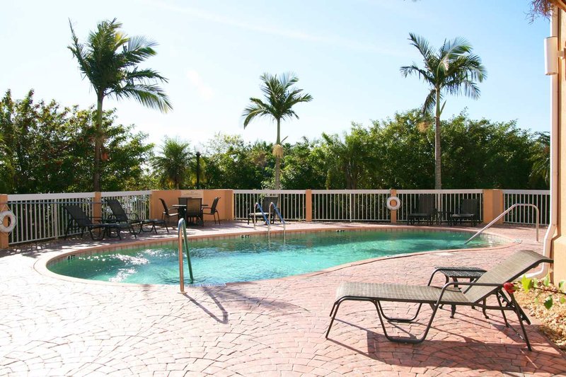 Hampton Inn Port Charlotte - Punta Gorda, FL