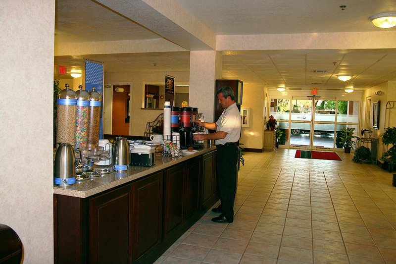 Hampton Inn Port Charlotte - Punta Gorda, FL