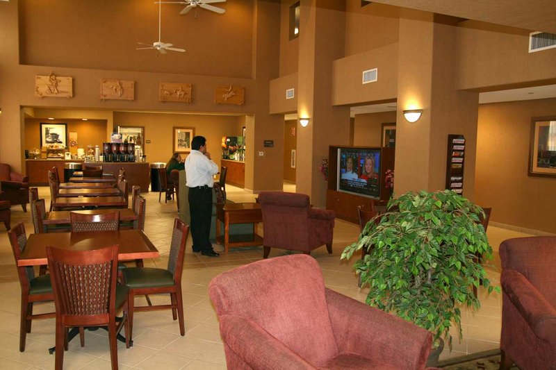 Hampton Inn-Red Bluff - Red Bluff, CA