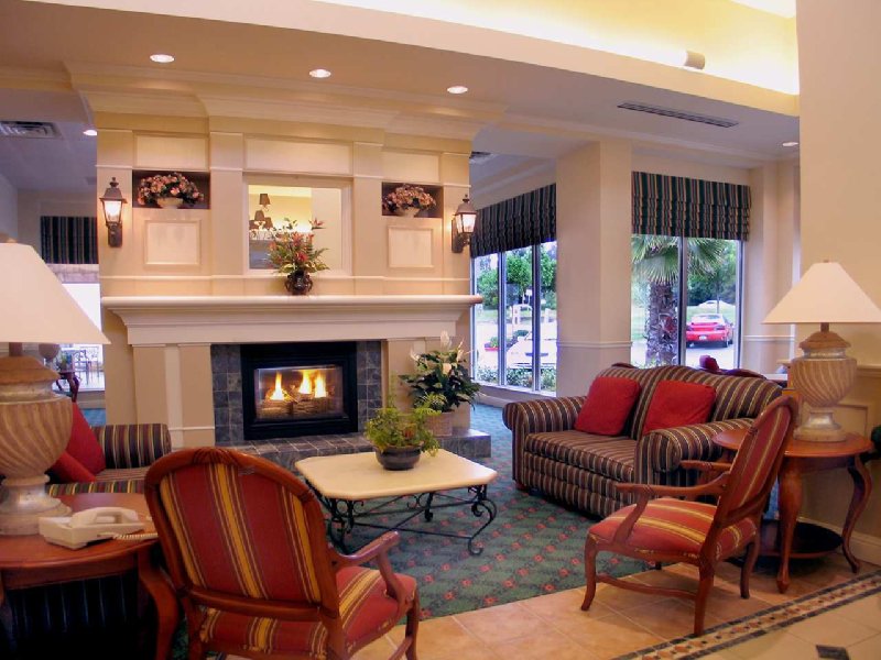 Hilton Garden Inn Redding - Redding, CA