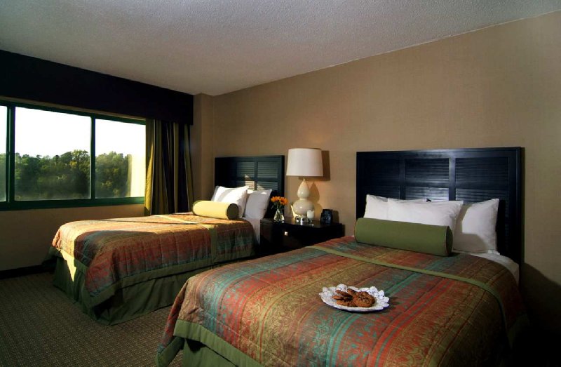 Embassy Suites By Hilton Raleigh Crabtree - Raleigh, NC
