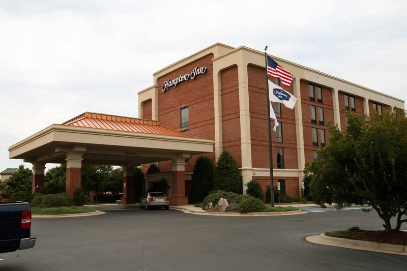 Hampton Inn Raleigh-Capital Blvd. North - Raleigh, NC