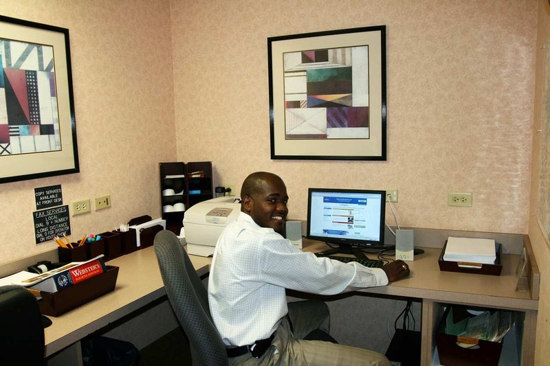 Hampton Inn Raleigh-Capital Blvd. North - Raleigh, NC