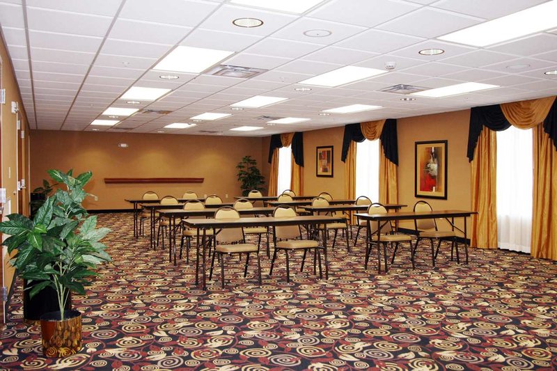 Hampton Inn & Suites Richmond - Richmond, IN