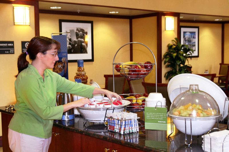 Hampton Inn & Suites Richmond - Richmond, IN