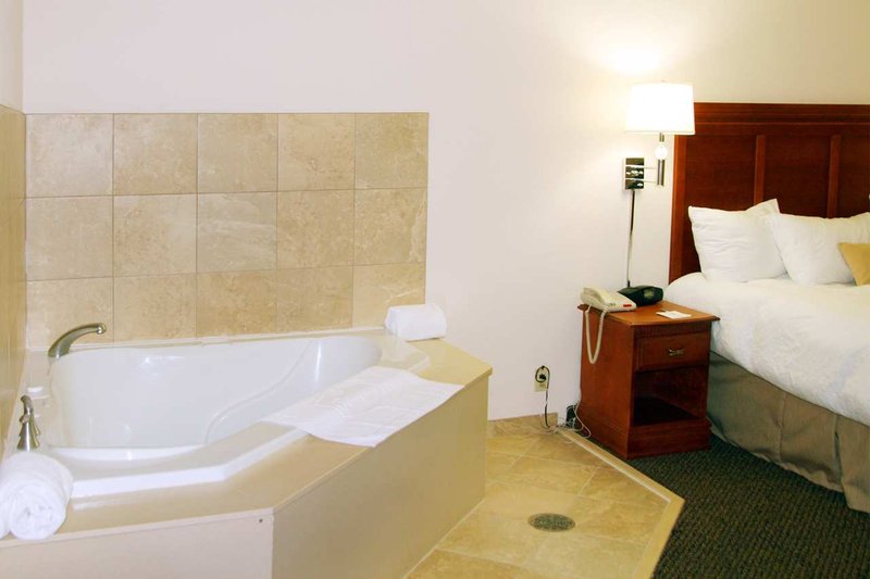 Hampton Inn & Suites Richmond - Richmond, IN