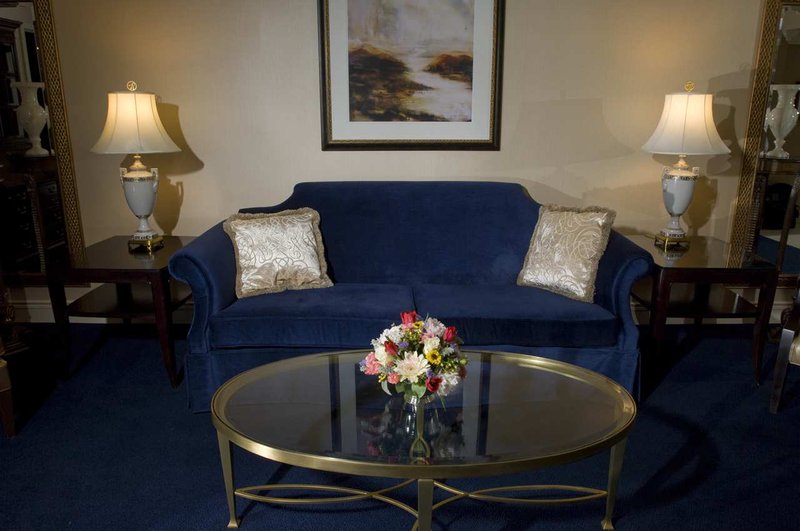 Hotel Roanoke & Conference Center, A Doubletree Hotel - Roanoke, VA