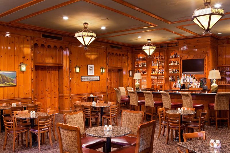 Hotel Roanoke & Conference Center, A Doubletree Hotel - Roanoke, VA