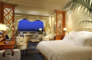 Rome Cavalieri, Waldorf Astoria Hotels - Room