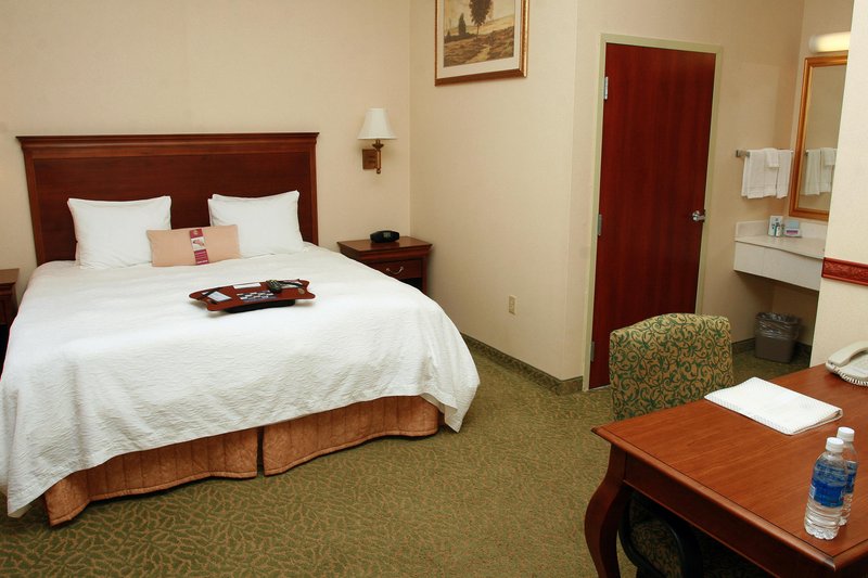 Hampton Inn & Suites Roswell - Roswell, NM
