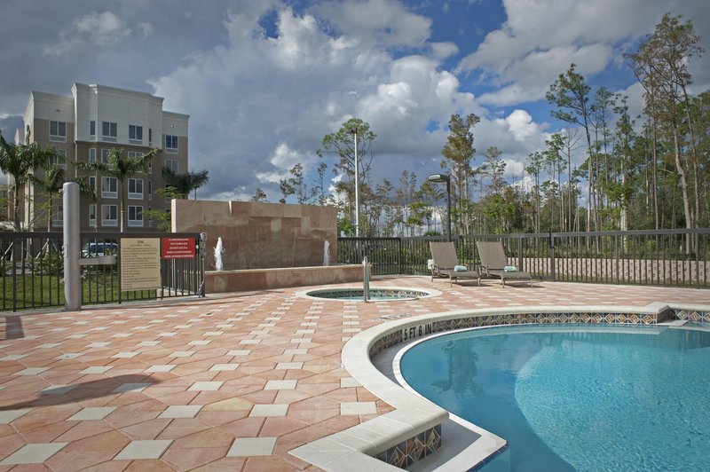 Hilton Garden Inn Fort Myers Airport/Fgcu - Fort Myers, FL