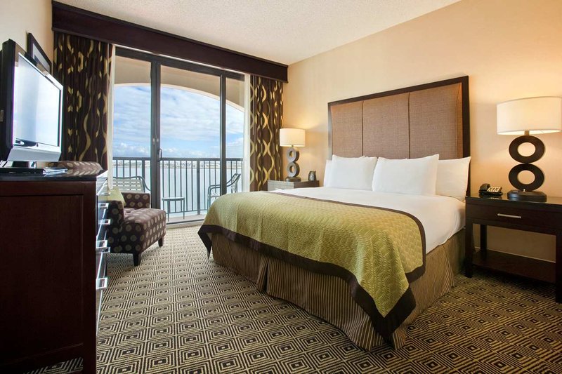 Hilton San Diego Airport/Harbor Island - San Diego, CA
