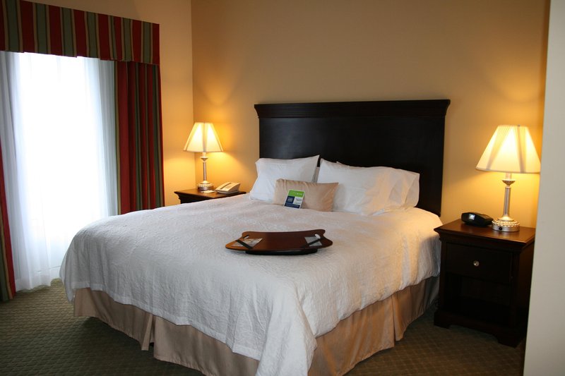 Hampton Inn and Suites - Owens Cross Roads, AL