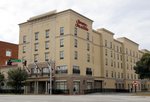 Hampton Inn & Suites