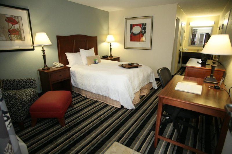 Hampton Inn Huntsville - Huntsville, AL